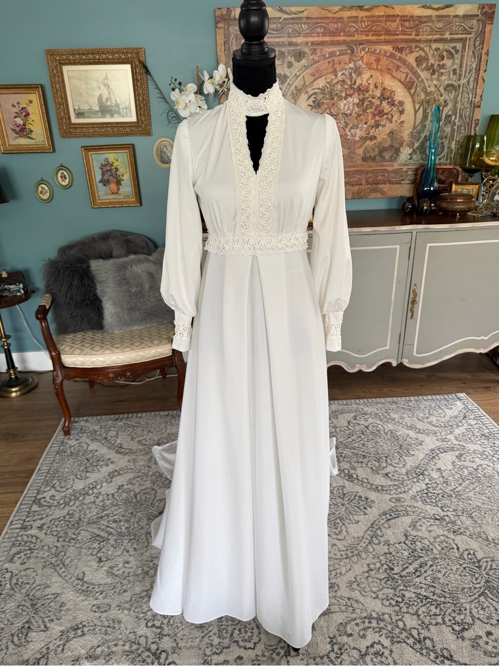 Vintage 1970’s Empire Waist White Long-Sleeve Maxi Dress with Lace Trim - Picture 3 of 5